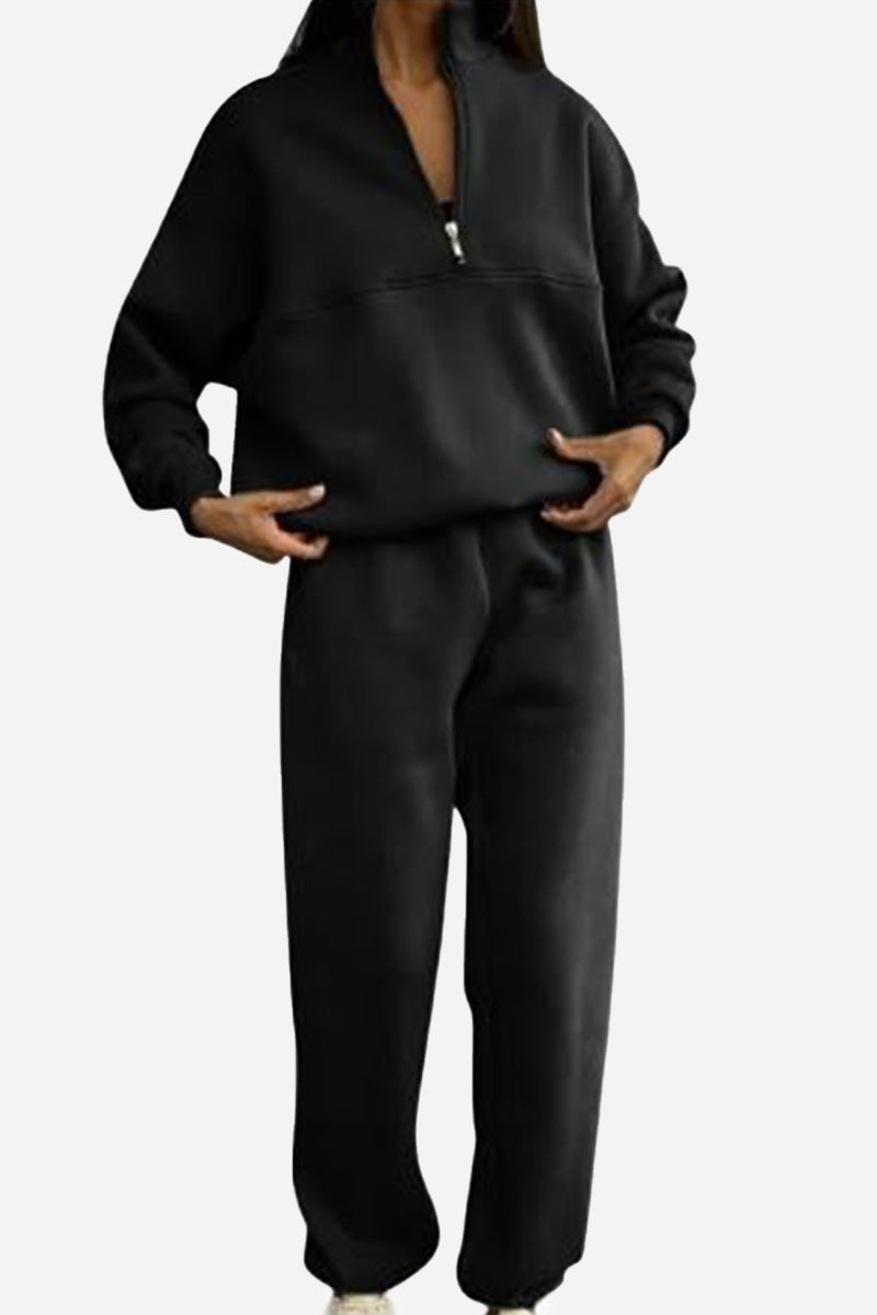 Athleisure at its Finest: Blended Two-Piece Tracksuit