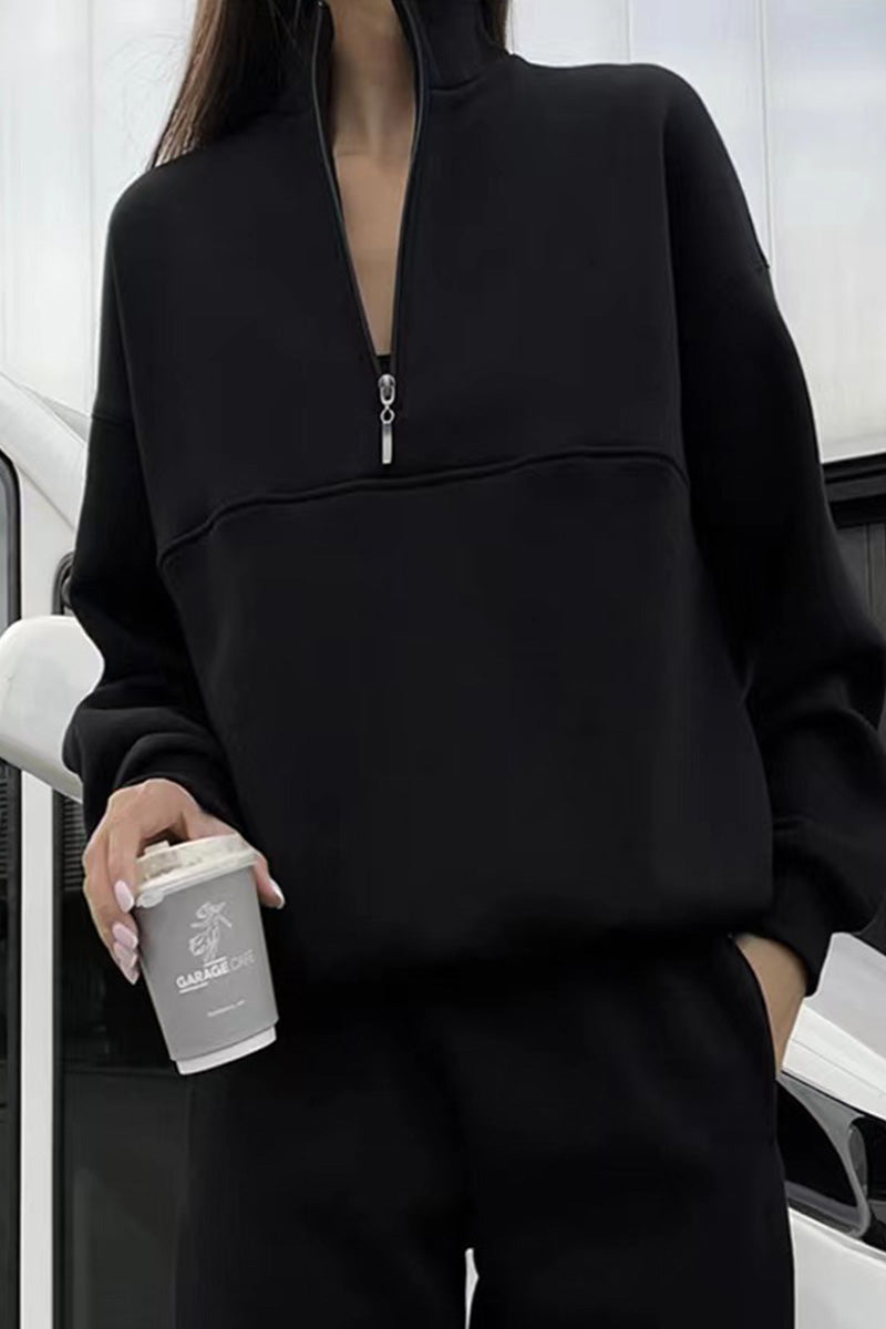 Athleisure at its Finest: Blended Two-Piece Tracksuit