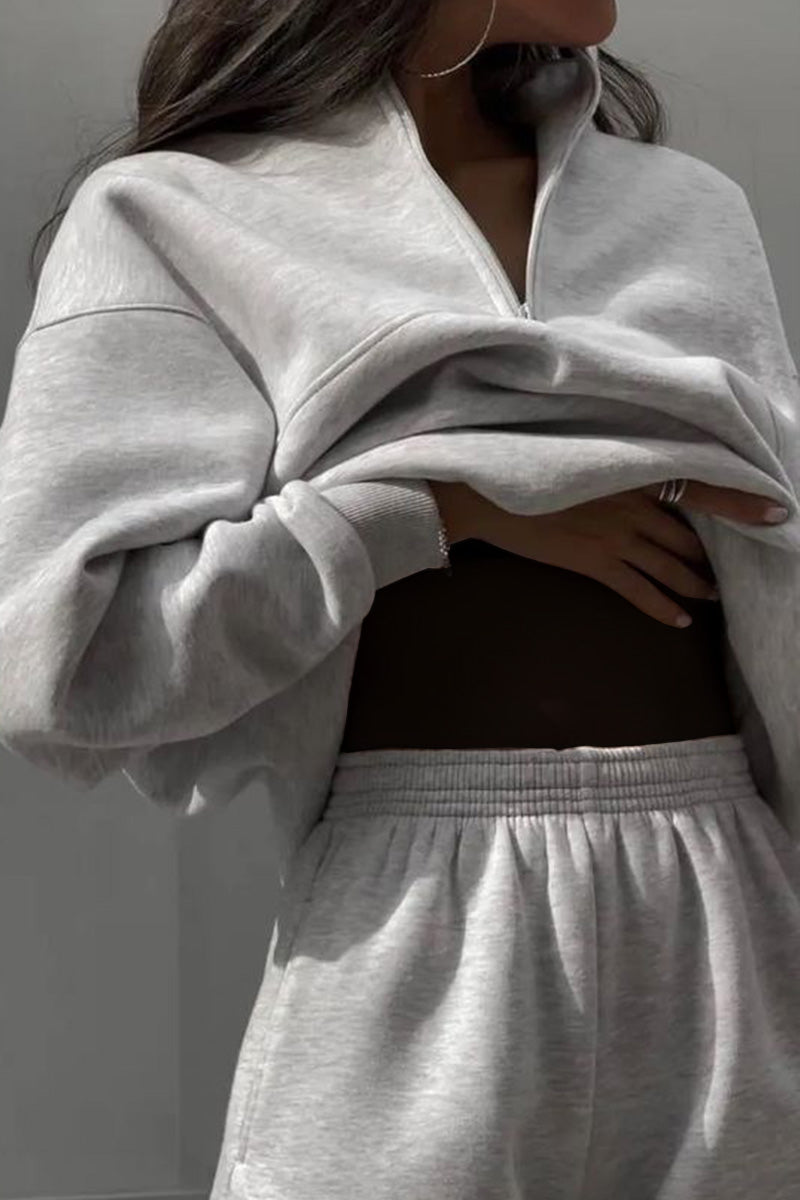 Athleisure at its Finest: Blended Two-Piece Tracksuit