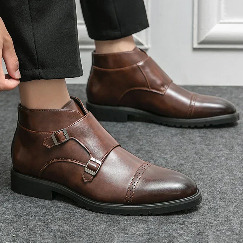 CALIMERO™ | DOUBLE BUCKLE LEATHER BUTTONS
